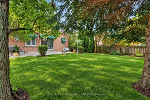 Photo 16 at 50 Oakhurst Drive, Beverley Glen, Vaughan