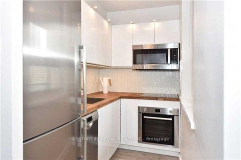 Photo 13 at 1107 - 30 Gloucester Street, Yonge Corridor, Toronto
