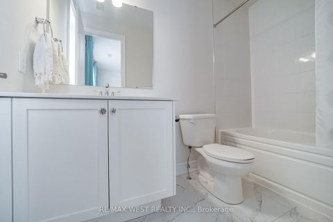 Photo 14 at 23 Macmurchy Avenue, Nobleton, King
