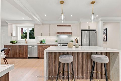 Photo 0 at 11 Brook Tree Crescent, Richview, Toronto