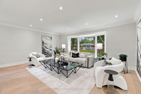 Photo 6 at 11 Brook Tree Crescent, Richview, Toronto