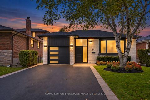 Photo 42 at 11 Brook Tree Crescent, Richview, Toronto