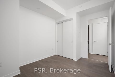 Photo 20 at 401 - 501 Adelaide Street W, Waterfront Communities C1, Toronto