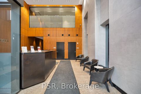 Photo 25 at 401 - 501 Adelaide Street W, Waterfront Communities C1, Toronto