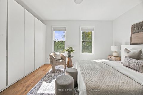 Photo 16 at 128 Wells Street, Annex, Toronto