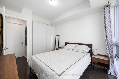 Photo 9 at 1518 - 460 Adelaide Street E, Moss Park, Toronto