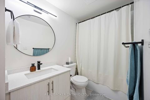 Photo 10 at 1518 - 460 Adelaide Street E, Moss Park, Toronto
