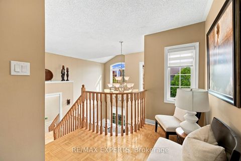 Photo 20 at 75 Keegan Crescent, Sonoma Heights, Vaughan