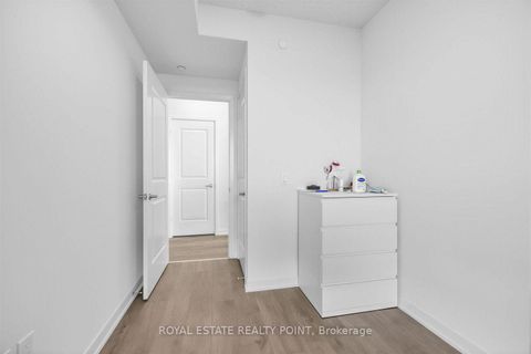 Photo 15 at 1008 - 38 Annie Craig Drive, Mimico, Toronto