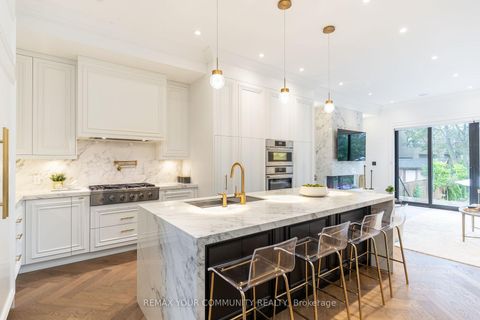 Photo 8 at 263 Linsmore Crescent, East York, Toronto