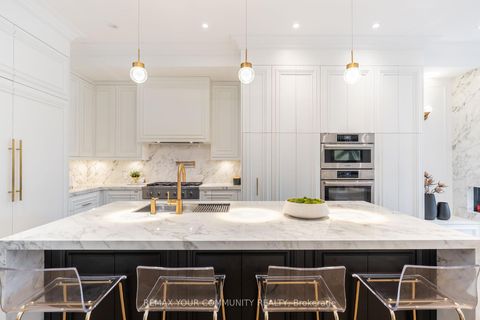 Photo 9 at 263 Linsmore Crescent, East York, Toronto