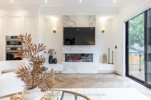 Photo 17 at 263 Linsmore Crescent, East York, Toronto