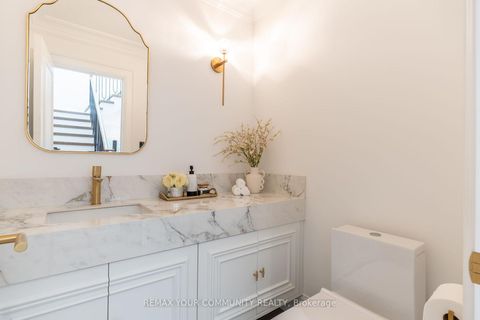 Photo 20 at 263 Linsmore Crescent, East York, Toronto