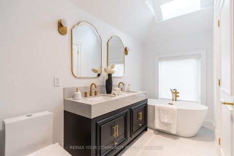 Photo 26 at 263 Linsmore Crescent, East York, Toronto