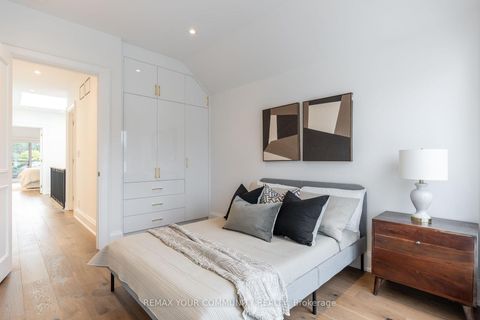 Photo 31 at 263 Linsmore Crescent, East York, Toronto