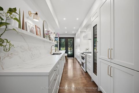 Photo 8 at 22 Pretoria Avenue, Danforth, Toronto