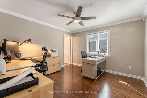Photo 35 at 55 Maverick Crescent, Patterson, Vaughan