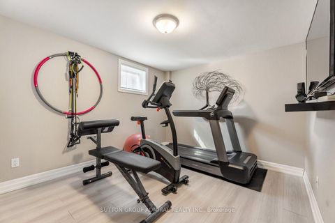 Photo 43 at 55 Maverick Crescent, Patterson, Vaughan
