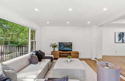 Photo 17 at 27 Christine Crescent, Willowdale West, Toronto