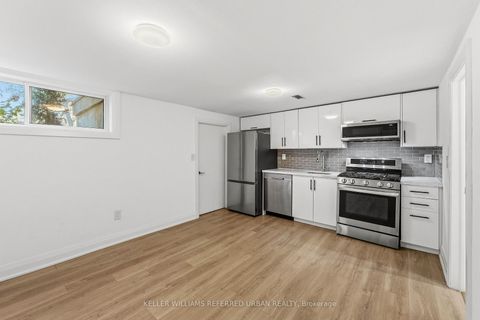 Photo 35 at 27 Christine Crescent, Willowdale West, Toronto