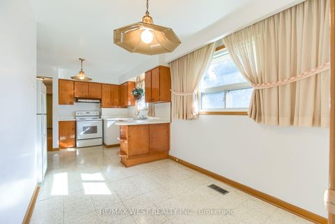 Photo 1 at 8 Carswell Place, Richview, Toronto