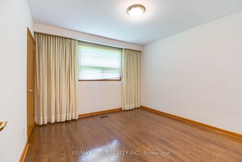 Photo 6 at 8 Carswell Place, Richview, Toronto