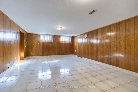 Photo 9 at 8 Carswell Place, Richview, Toronto