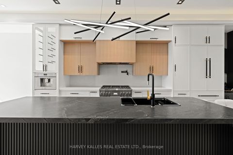 Photo 7 at 199 Arlington Avenue, Cedarvale, Toronto