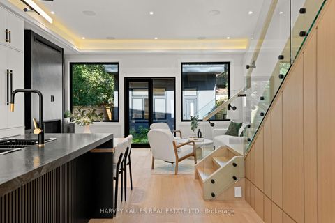 Photo 9 at 199 Arlington Avenue, Cedarvale, Toronto