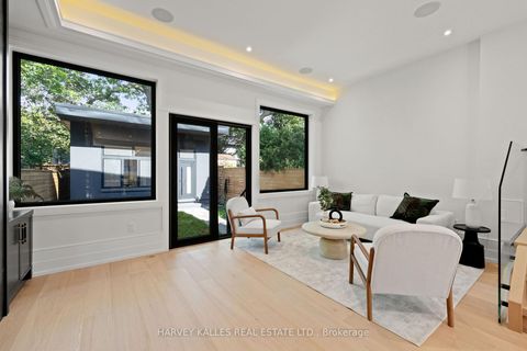 Photo 10 at 199 Arlington Avenue, Cedarvale, Toronto