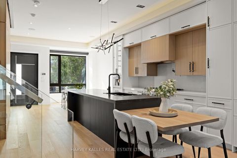 Photo 13 at 199 Arlington Avenue, Cedarvale, Toronto