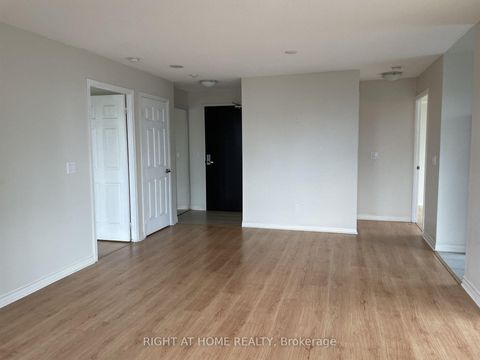 Photo 7 at 1208 - 25 Lower Simcoe Street, Waterfront Communities C1, Toronto