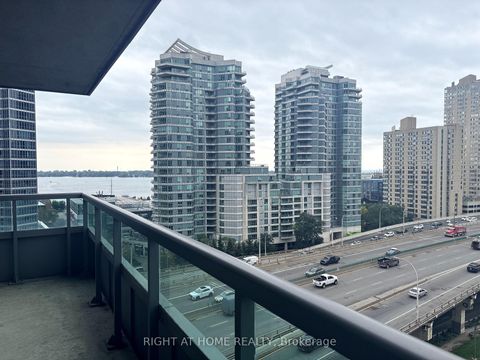 Photo 23 at 1208 - 25 Lower Simcoe Street, Waterfront Communities C1, Toronto