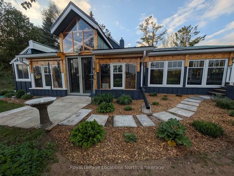 Photo 2 at 236 Phillips Street, Stayner, Clearview