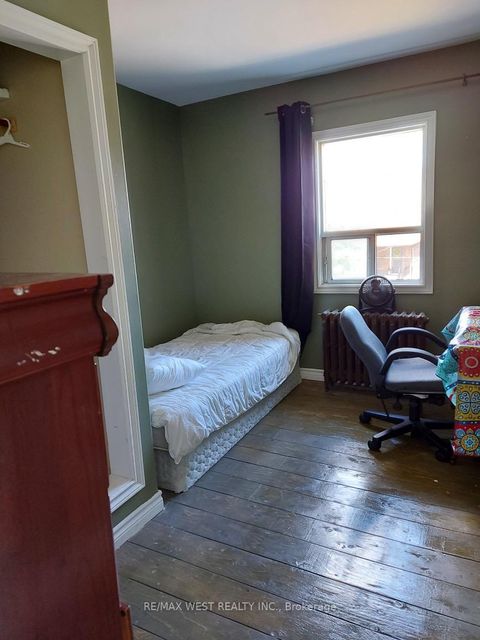 Photo 12 at 10 Fairbank Avenue, Fairbank, Toronto