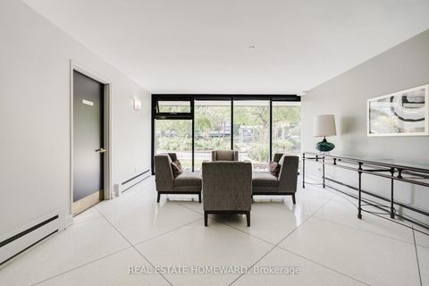 Photo 5 at 203 - 575 Avenue Road, St. Clair, Toronto