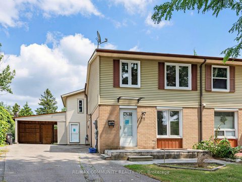 Photo 1 at 37 Tinbury Place, Malvern, Toronto