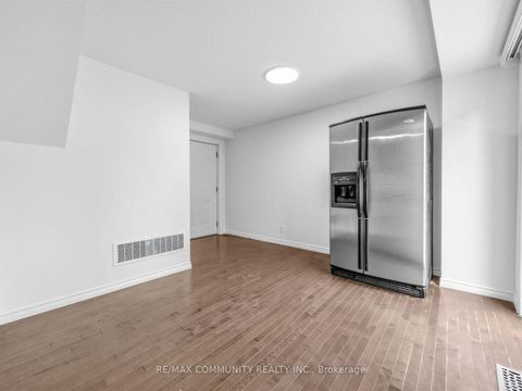 Photo 12 at 37 Tinbury Place, Malvern, Toronto