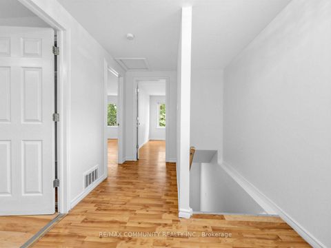 Photo 20 at 37 Tinbury Place, Malvern, Toronto