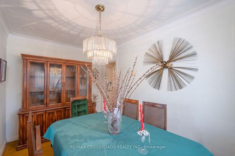 Photo 13 at 1028 Kennedy Road, Dorset Park, Toronto