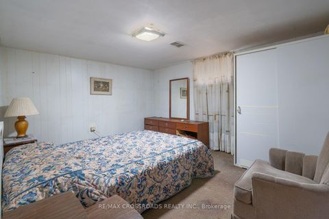 Photo 32 at 1028 Kennedy Road, Dorset Park, Toronto