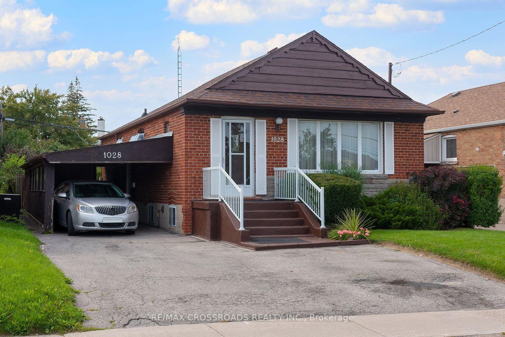 1028 Kennedy Road, Dorset Park, Toronto 