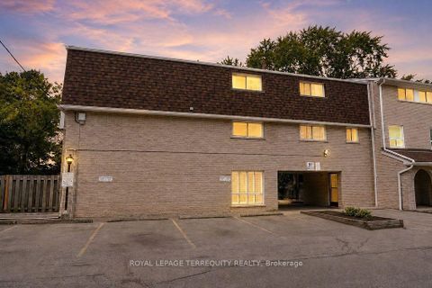 Photo 1 at 7 - 91 Rameau Drive, Hillcrest Village, Toronto