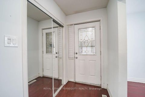 Photo 8 at 7 - 91 Rameau Drive, Hillcrest Village, Toronto