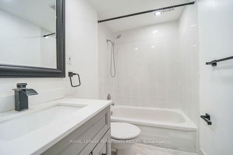 Photo 17 at 7 - 91 Rameau Drive, Hillcrest Village, Toronto
