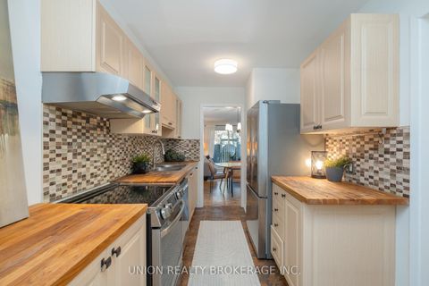 Photo 3 at 11 - 30 Livingston Road, Guildwood, Toronto