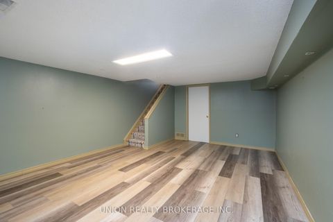 Photo 32 at 11 - 30 Livingston Road, Guildwood, Toronto