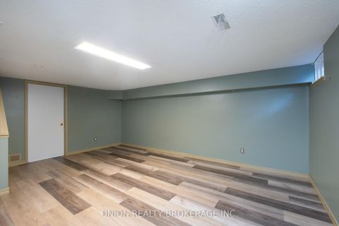 Photo 33 at 11 - 30 Livingston Road, Guildwood, Toronto