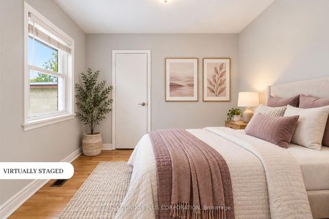 Photo 22 at 122 Wyndale Drive, Maple Leaf, Toronto