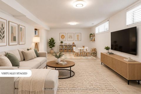 Photo 28 at 122 Wyndale Drive, Maple Leaf, Toronto